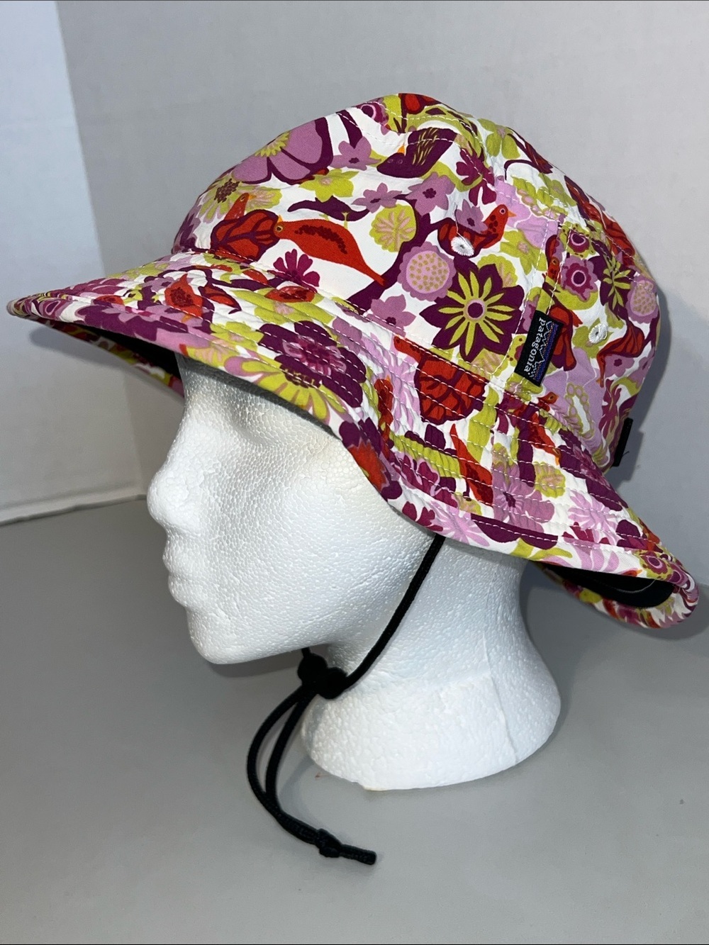 Patagonia Kids Floral Bucket Hat Outdoors Camping Beach Zoo Size L 3-6 year old